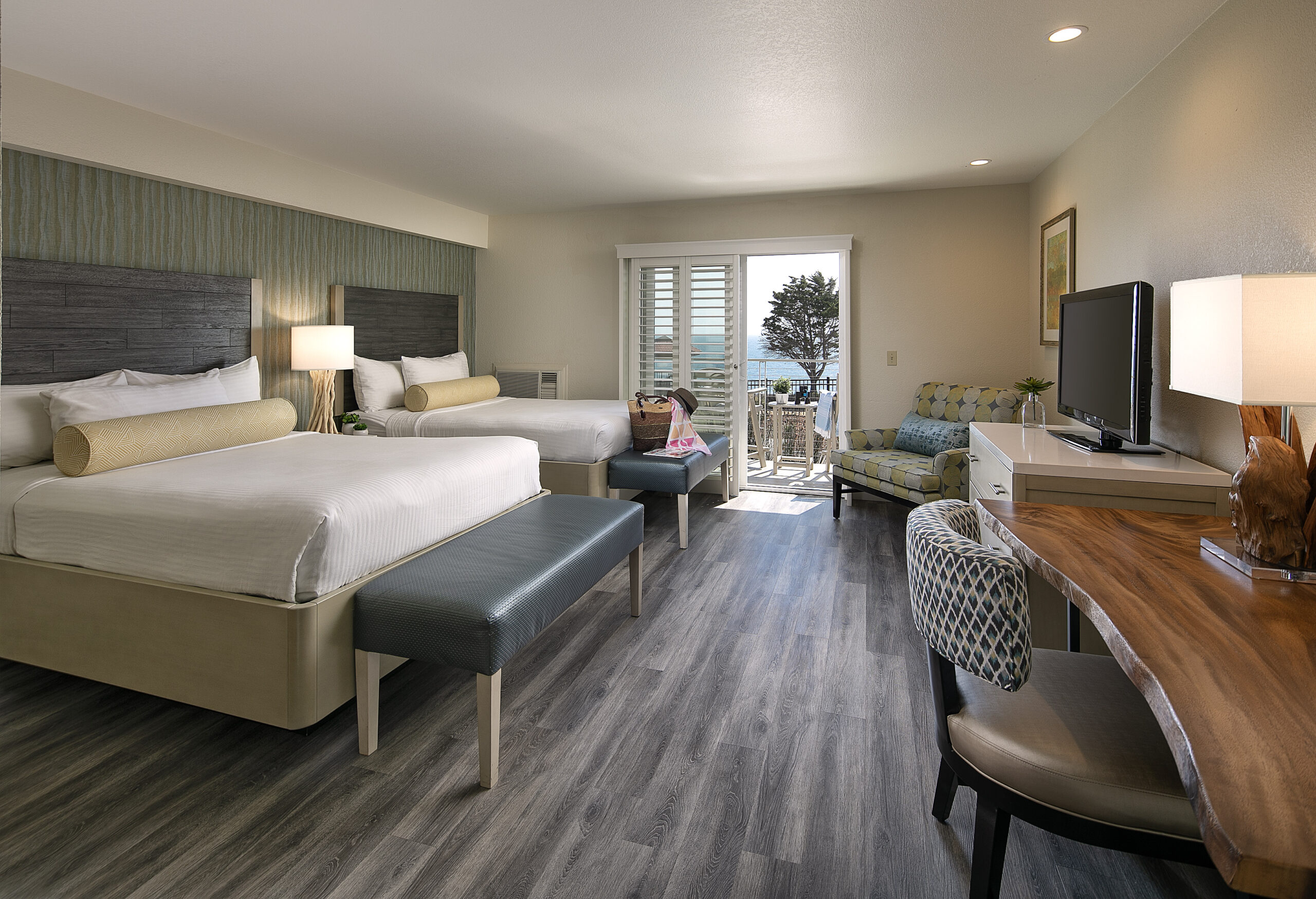 Double Queen room at Inn at the Cove Pismo Beach